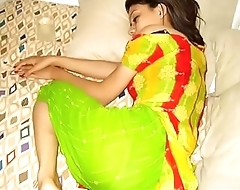INDIAN GIRL @ PHONE GANDI BATAIN - YouTube