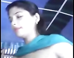 Desi Cute Babe Showing small heart of hearts